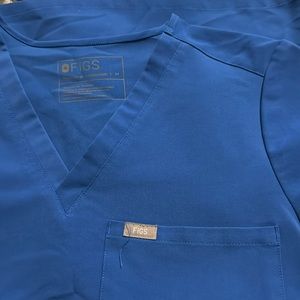 Very nice blue Figs nursing top. Size Medium.